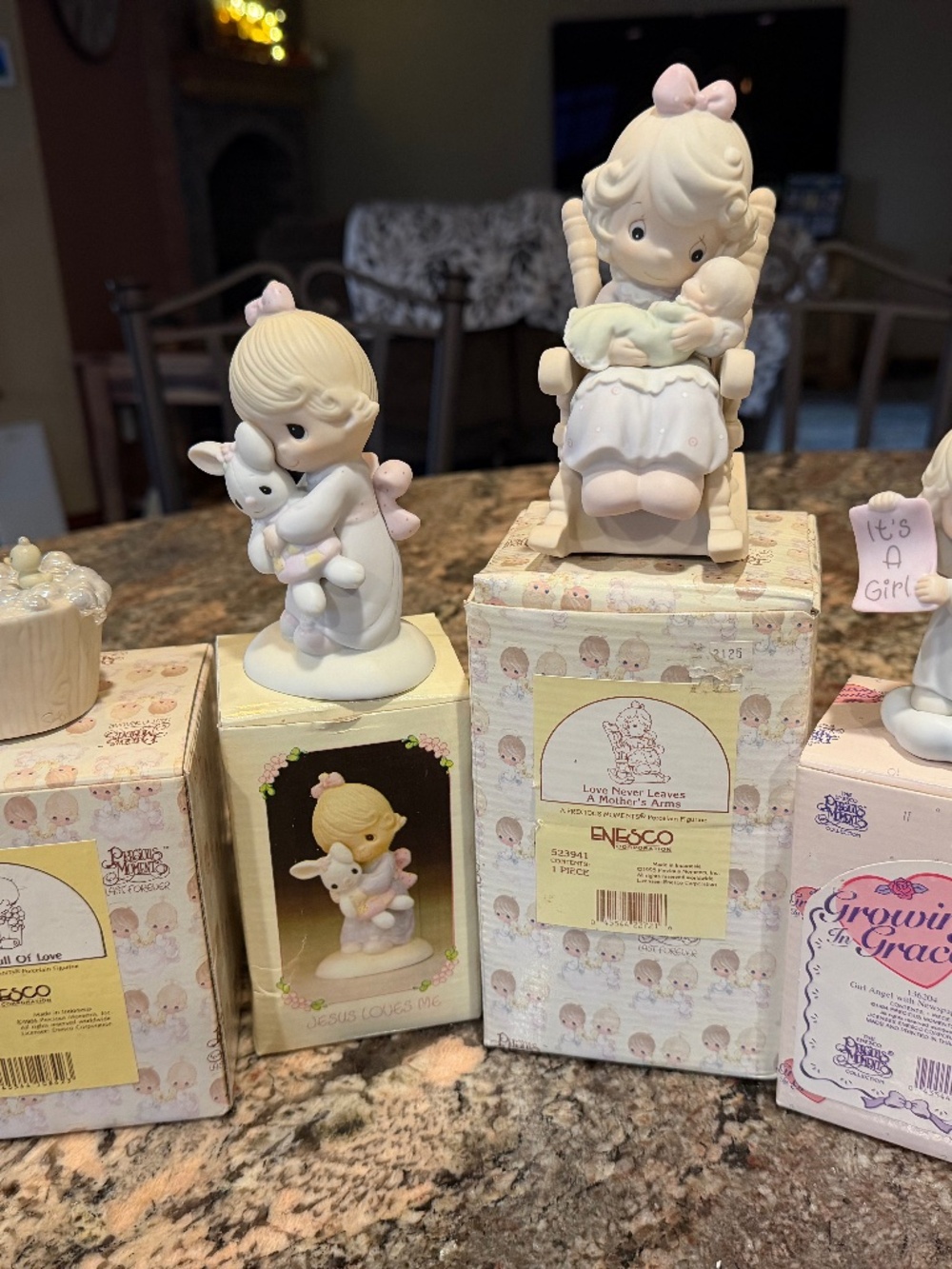 4 Precious Moments Figurines - Tub baby,Jesus Loves Me, Mom's Arms, It's a Girl